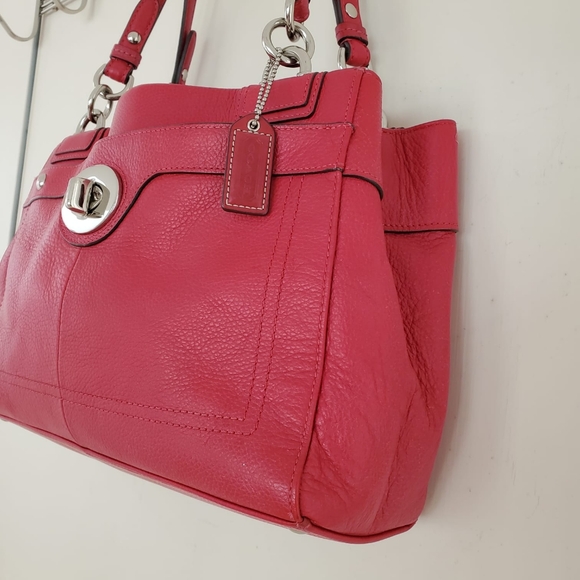 Coach Penolope Red Leather Shoulder Bag - Picture 6 of 12